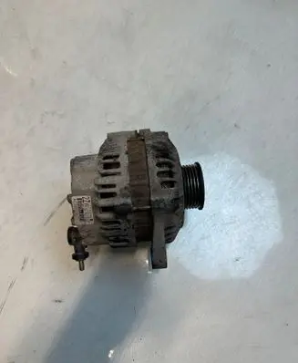 Suzuki Swift I Generator/alternator 31400-84e10