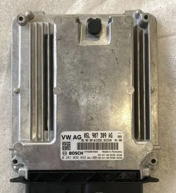 Volkswagen Tiguan Engine control unit/module 05L907309AG 0281039642