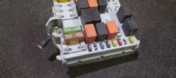 Fiat Punto (188) Fuse box set 46798118