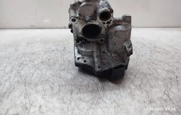 Mercedes-Benz E W212 EGR valve A6511400160