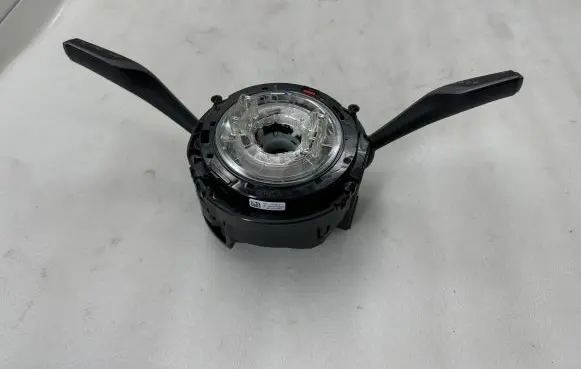 Tesla Model Y Wiper turn signal indicator stalk/switch 109766200P 1014811620 101474790010