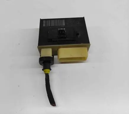 Glow plug pre-heat relay