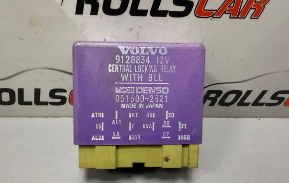 Volvo 850 Central locking relay 0515002821 9128834