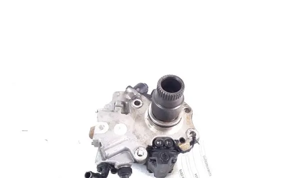 Mercedes-Benz GLC C253 Fuel injection high pressure pump A6510703301