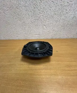 Land Rover Discovery 5 Front door high frequency speaker DPLA-18808BB 1847