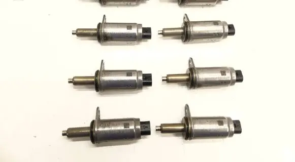 Audi A4 S4 B9 Camshaft vanos timing valve 06E103697N