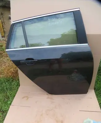 Opel Insignia A Rear door