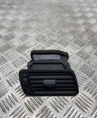 Volkswagen PASSAT B6 Dashboard side air vent grill/cover trim T0024375 P0108667 3C1819702E