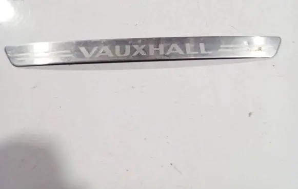 Opel Insignia A Front sill trim cover 545279093