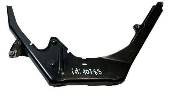 Mercedes-Benz E W211 Other engine bay part A6110900427