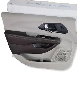 Chrysler Pacifica Front door card panel trim 567169439 6XJ621A9AB