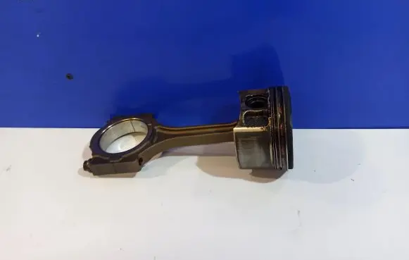 Saab 9-3 Ver1 Piston 92068444 12606319