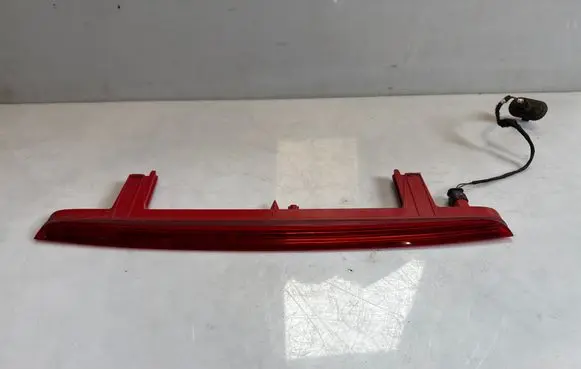 Audi Q7 4M Third/center stoplight 4M0945097