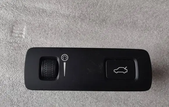 Volvo V60 Tailgate opening switch 31443873 T19320450801 19W327