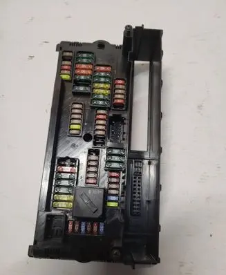 BMW 5 GT F07 Fuse module 217033442 9234421 00997296
