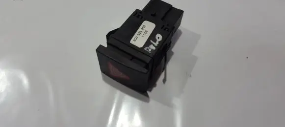 Volkswagen Polo Hazard light switch 6q0953235