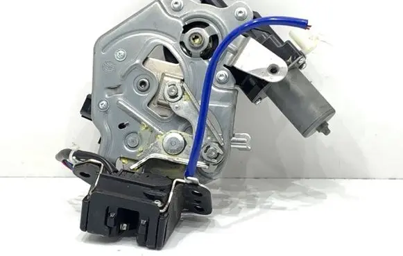 Mazda CX-9 Tailgate exterior lock 8301001120