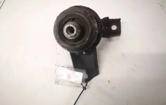 Mazda 6 Engine mount bracket 