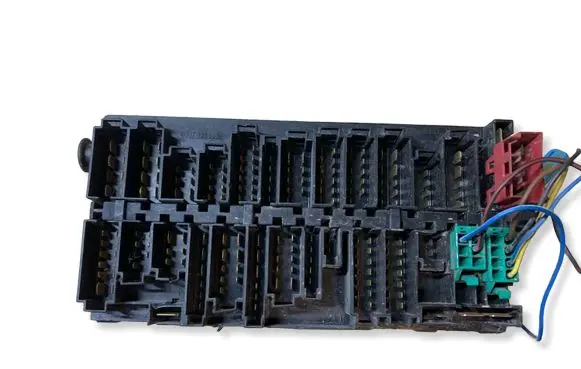 Volkswagen Transporter - Caravelle T4 Fuse box set 357937039