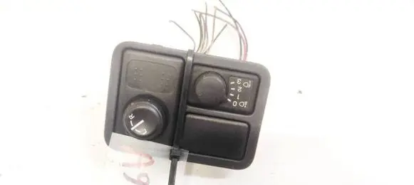 Nissan Almera N16 Wing mirror switch 6896090J00 68960-90J00