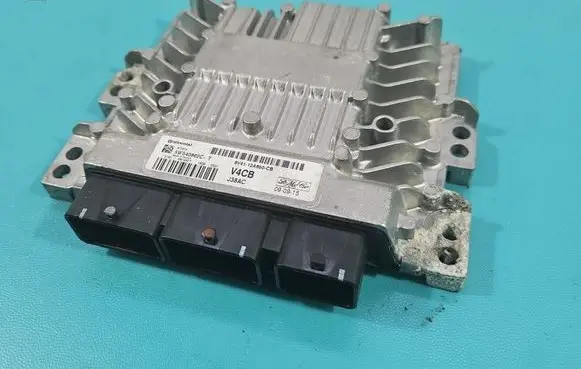 Ford Kuga I Engine control unit/module ECU 8V4112A650CB IMPRK1562031