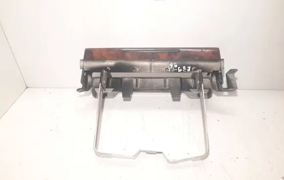 Radio/GPS head unit trim