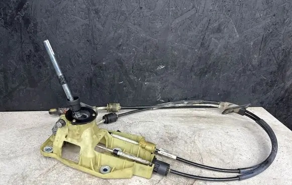 Volvo S80 Gear shifter/selector 30735369