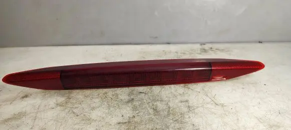 Subaru Legacy Third/center stoplight VC02117