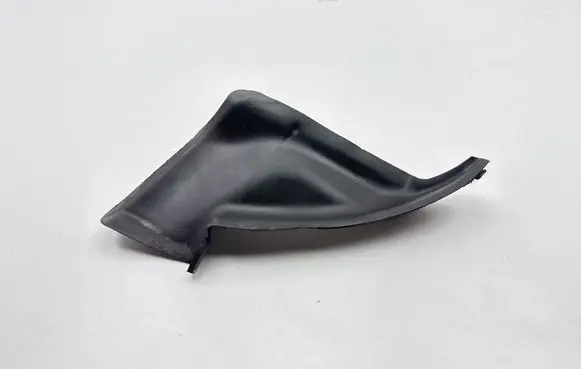 Lexus CT 200H Wiper trim 5382476010
