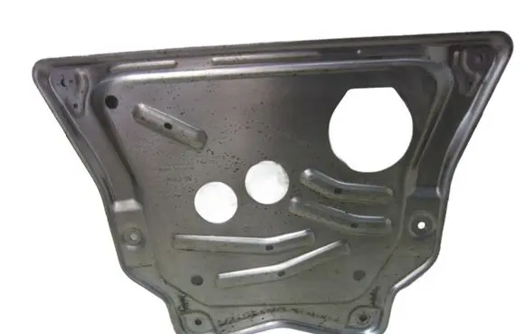 BMW X5 F15 Engine splash shield/under tray 31116853815