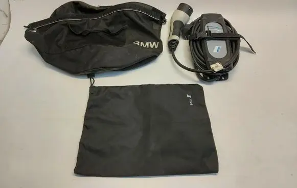 BMW i3 Electric car charging cable 7644242-JLK01