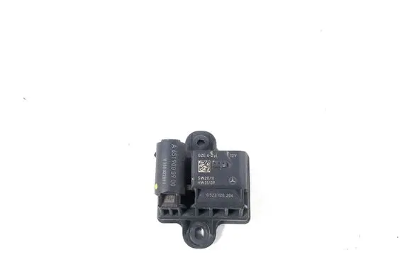 Mercedes-Benz B W246 W242 Glow plug pre-heat relay A6519000900