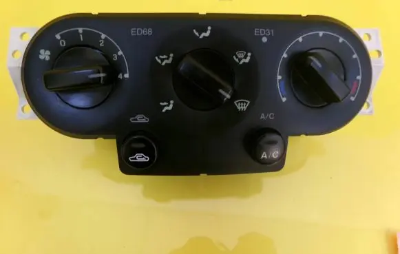 Ford Maverick Climate control unit