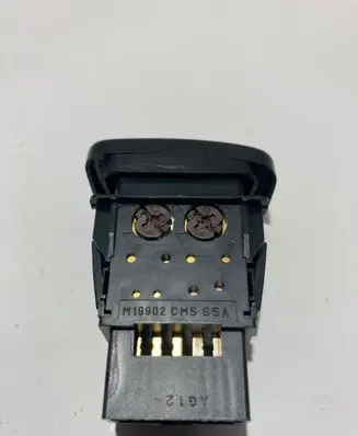 Honda CR-V Cruise control switch M19902CMSS5A M19620