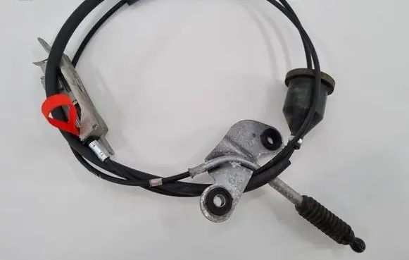 Dodge Challenger Gear shift cable linkage 68171664AG