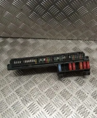 BMW 5 E60 E61 Fuse box set 6957330
