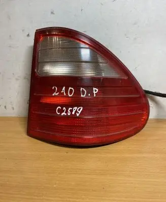 Mercedes-Benz E W210 Rear/tail lights A2108204864 C2589