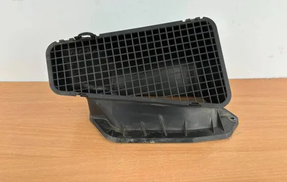 Audi A4 S4 B8 8K Air intake duct part 8K1819904