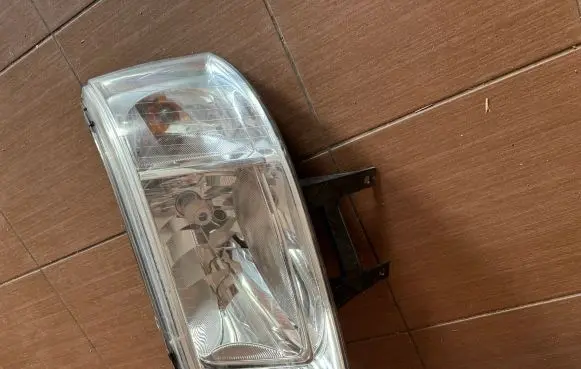 Volkswagen Transporter - Caravelle T5 Headlight/headlamp