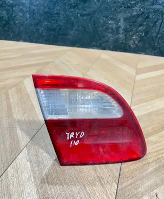 Mercedes-Benz E W211 Tailgate rear/tail lights A2118200777 379541