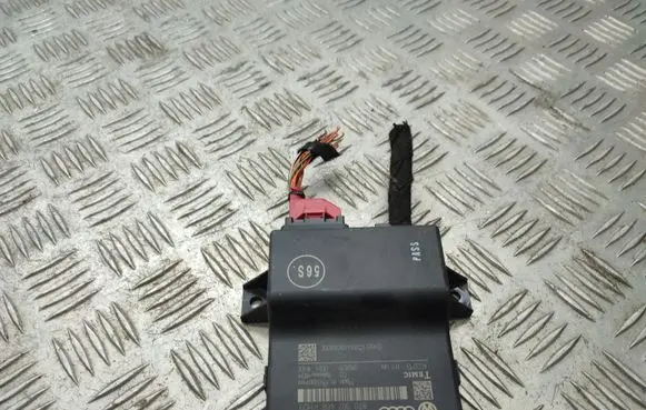 Audi Q5 SQ5 Gateway control module 8T0907468AD