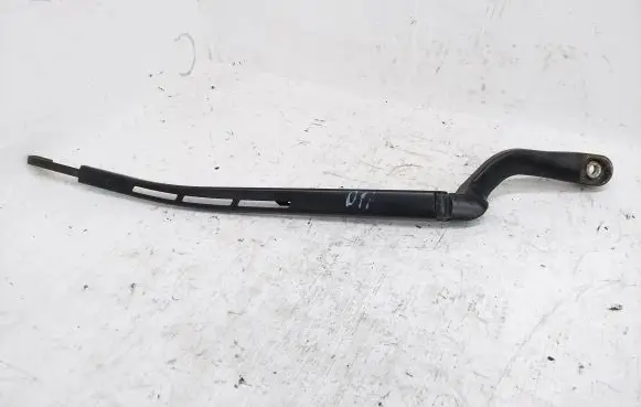Cadillac CTS Front wiper blade arm