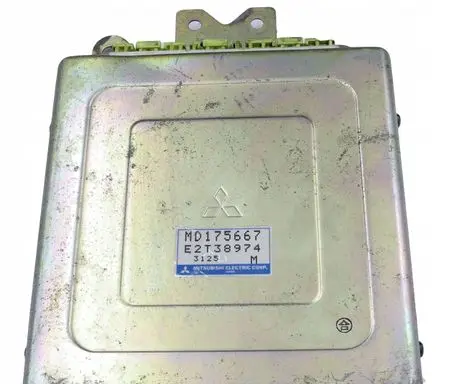Mitsubishi Colt Engine control unit/module MD175667