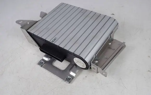 Audi A8 S8 D3 4E Sound amplifier 4E0035465