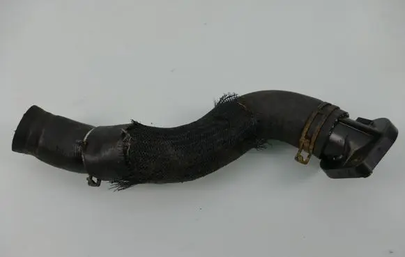 Jeep Grand Cherokee (WJ) Engine coolant pipe/hose