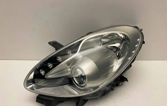 Alfa Romeo Giulietta Headlight/headlamp 00505202190 520009408 07G1T1