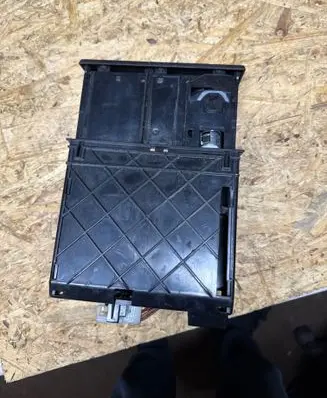 Porsche Cayenne (9PA) Car ashtray 7L5858329A