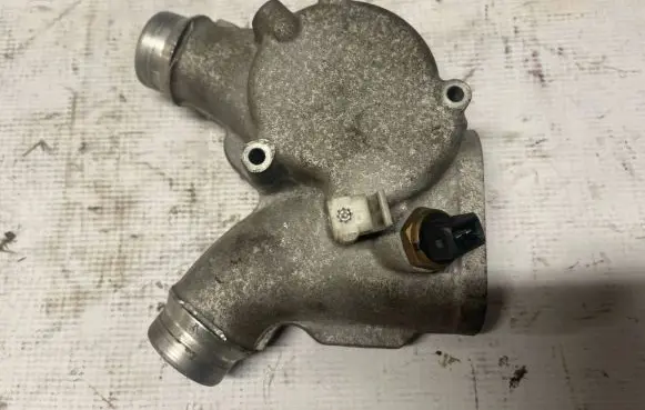 BMW M3 Thermostat 7838482