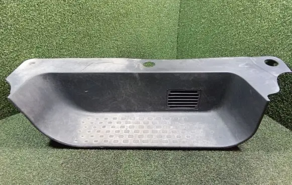 Renault Trafic III (X82) Front sill trim cover 768510190R 93868844