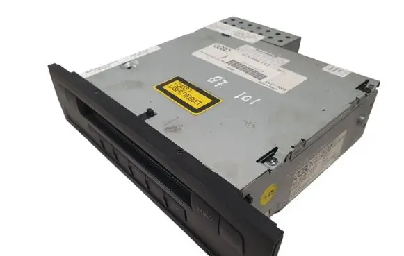 Audi Q7 4L CD/DVD changer 4L0910111A 4L0910111